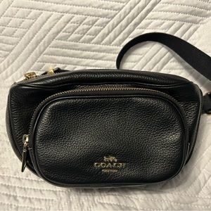 Coach Court Belt bag Fanny Pack Belt Bag 6488 Pebbled Leather Black